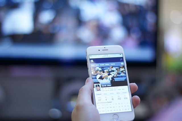 iPhone device connecting to smart tv